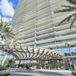 18975-Collins-Ave-06-6047e3ec92fe8