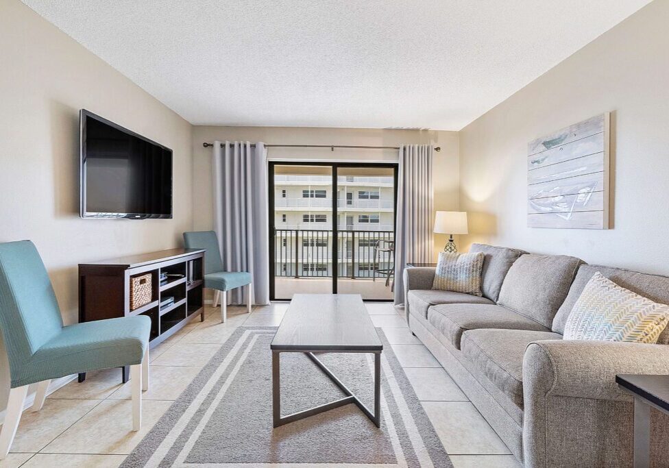 Cocoa-Beach-4100-Ocean-Beach-Blvd-Interior-real-estate-photography-living-room